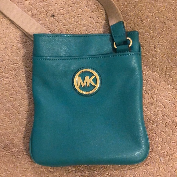 Michael Kors Handbags - Michael Kors purse